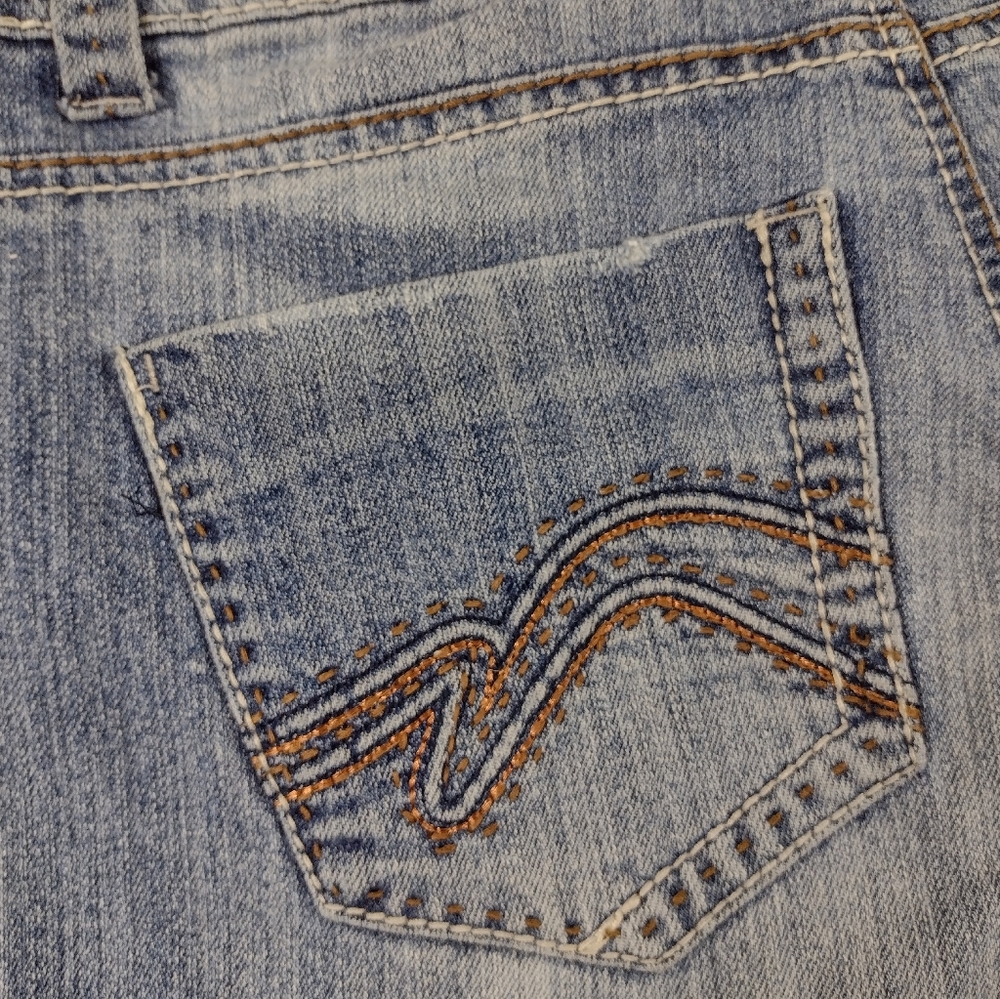 Vanilla Star Distressed Bootcut, Size 9 Tall - Picture 6 of 7